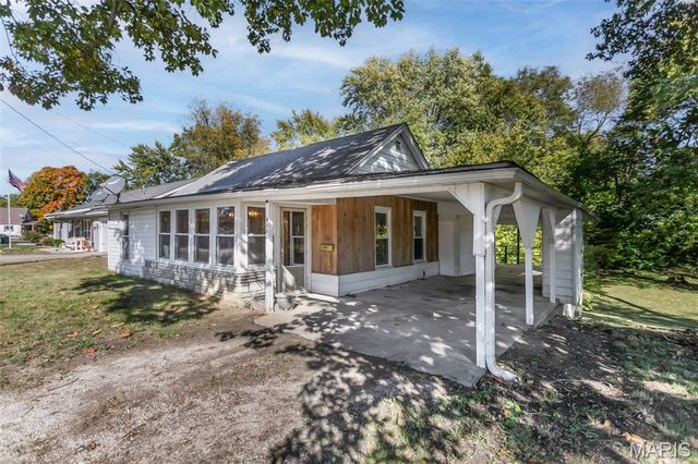 405 Pleasant Street, Jerseyville, IL 62052