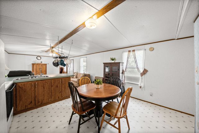 206 Boat Dock Rd, Dover, TN 37058
