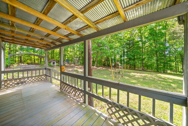 206 Boat Dock Rd, Dover, TN 37058