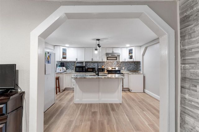 19222 FORT DADE AVENUE, Brooksville, FL 34601