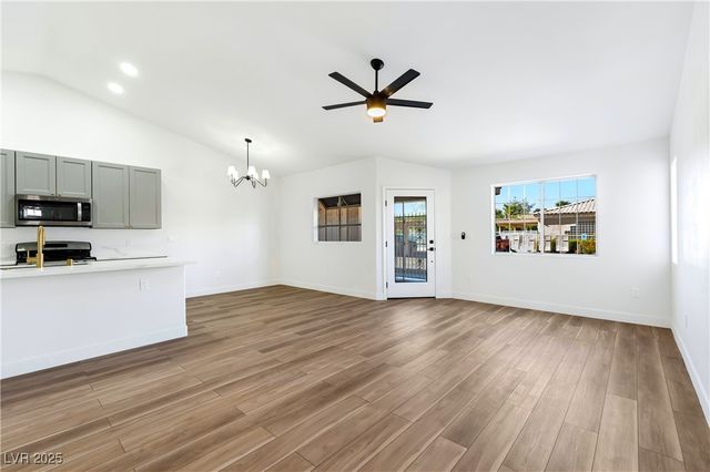 1401 North Michael Way 157, Las Vegas, NV 89108