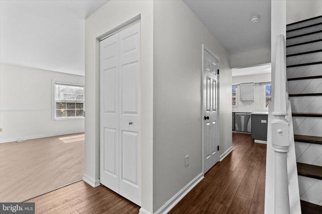 6551 BAYWOOD DR, Harrisburg, PA 17111