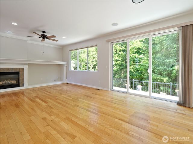 11706 239th Avenue NE, Redmond, WA 98053