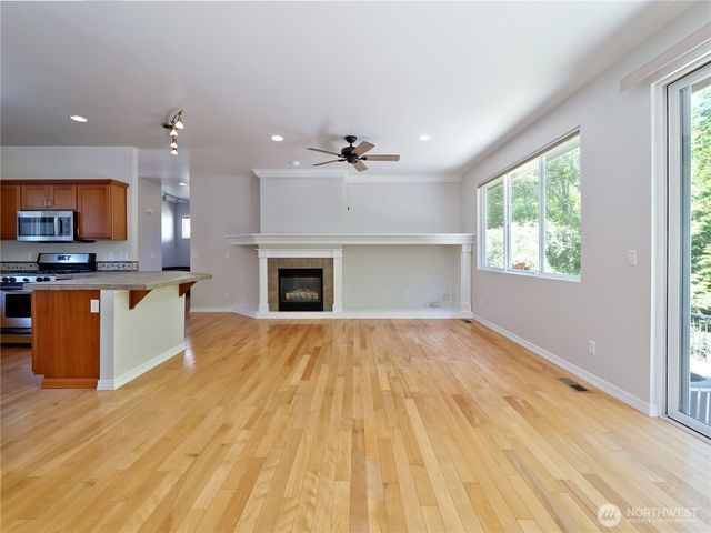 11706 239th Avenue NE, Redmond, WA 98053