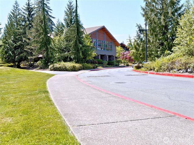 11706 239th Avenue NE, Redmond, WA 98053