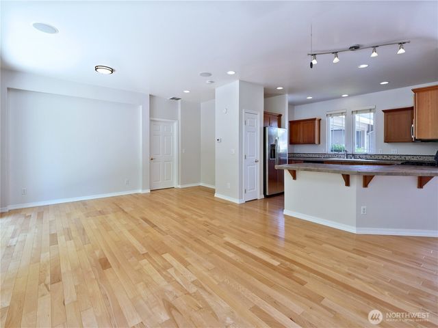 11706 239th Avenue NE, Redmond, WA 98053