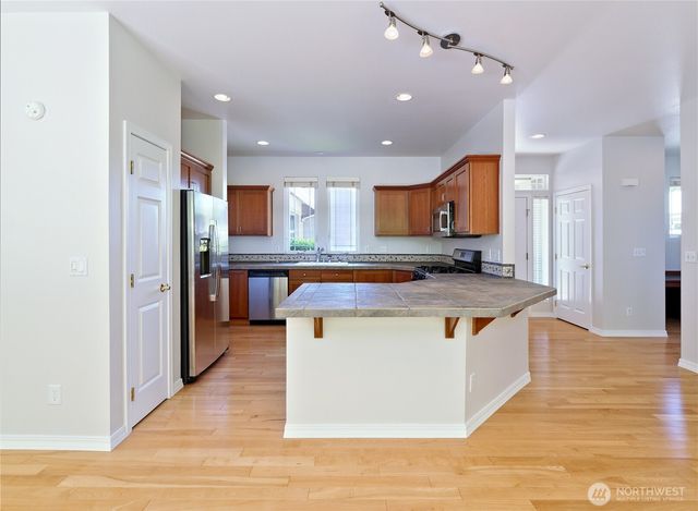 11706 239th Avenue NE, Redmond, WA 98053