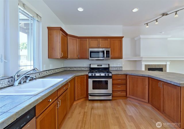 11706 239th Avenue NE, Redmond, WA 98053