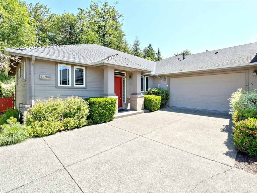 11706 239th Avenue NE, Redmond, WA 98053