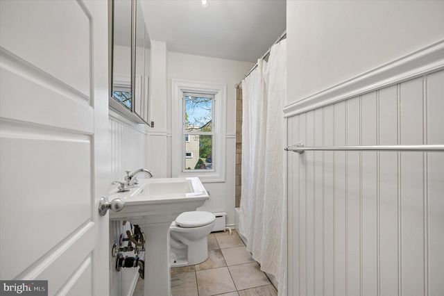 729 HATHAWAY LN, Ardmore, PA 19003