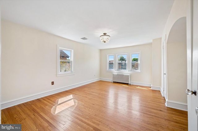 729 HATHAWAY LN, Ardmore, PA 19003