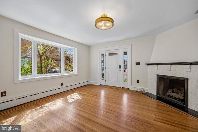 729 HATHAWAY LN, Ardmore, PA 19003