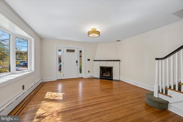 729 HATHAWAY LN, Ardmore, PA 19003