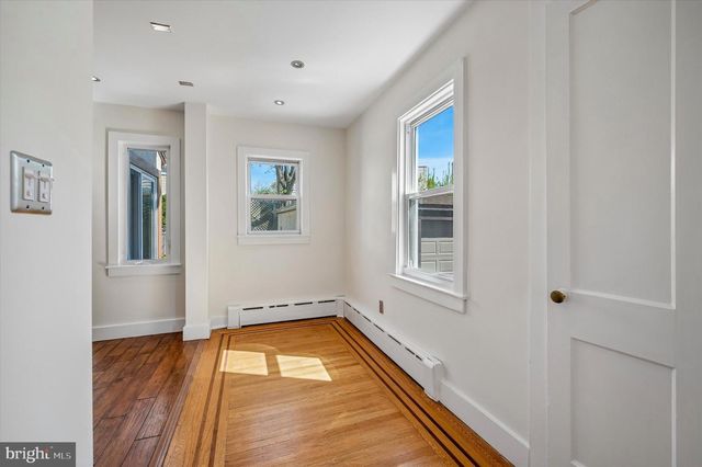 729 HATHAWAY LN, Ardmore, PA 19003