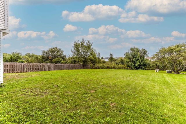 357 W WATERBURY Drive, Round Lake, IL 60073