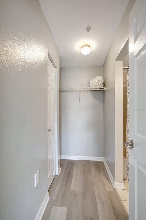 Image 18 of property listing at 406 S CEDAR AVENUE 104, Tampa, FL 33606