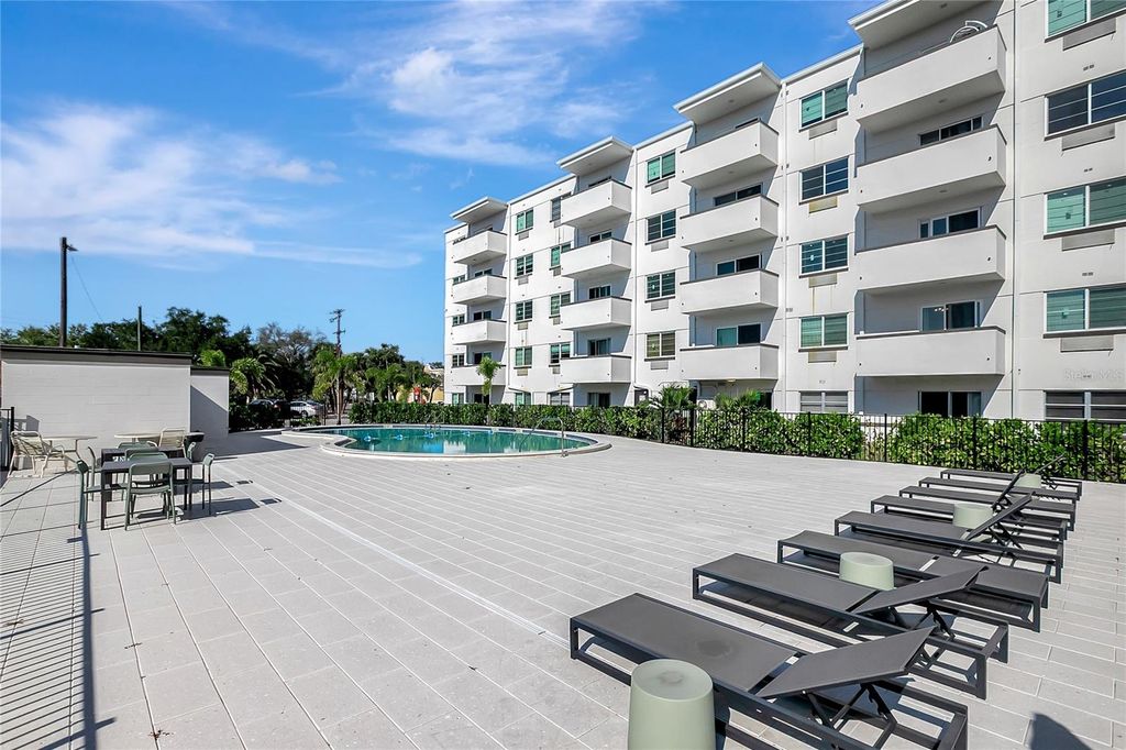 Image 34 of property listing at 406 S CEDAR AVENUE 104, Tampa, FL 33606