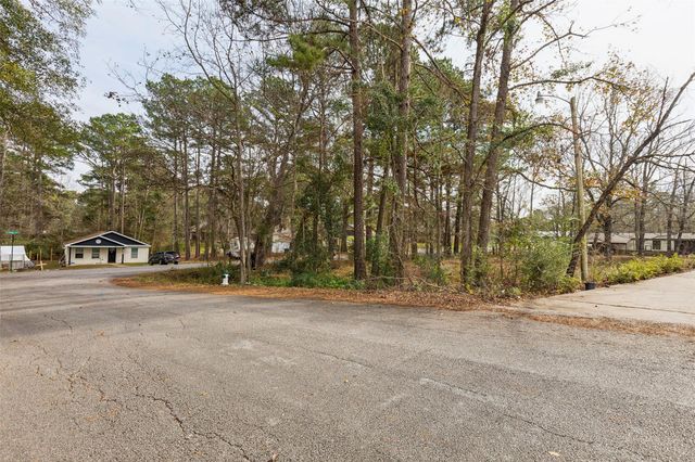 2206 Easley Circle, Huntsville, TX 77320