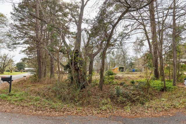 2206 Easley Circle, Huntsville, TX 77320