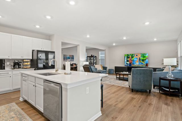 1167 Slade Road, South Elgin, IL 60177