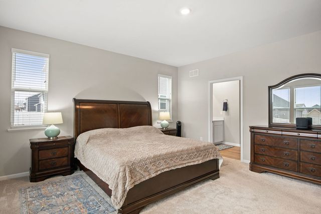 1167 Slade Road, South Elgin, IL 60177