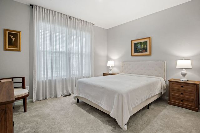 1167 Slade Road, South Elgin, IL 60177