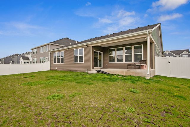 1167 Slade Road, South Elgin, IL 60177