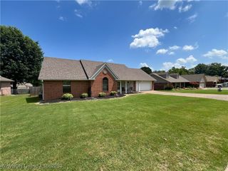 801 Northview Drive, Van Buren, AR 72956