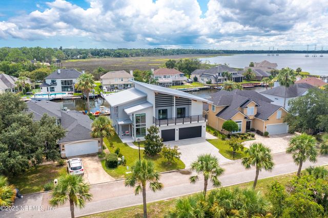 11050 HARBOR CAY Court, Jacksonville, FL 32225