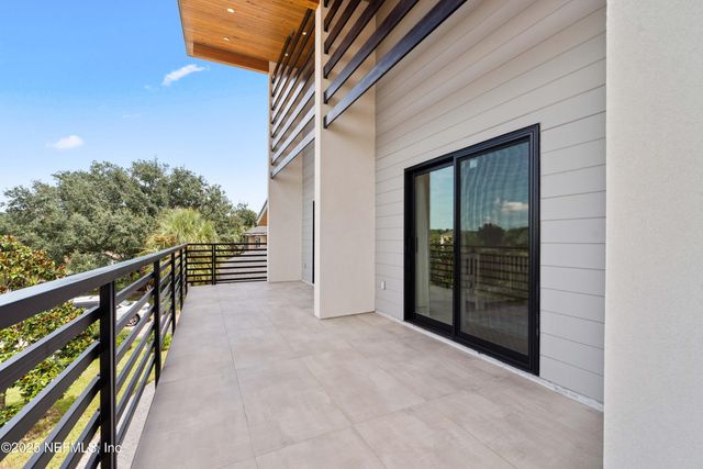 11050 HARBOR CAY Court, Jacksonville, FL 32225