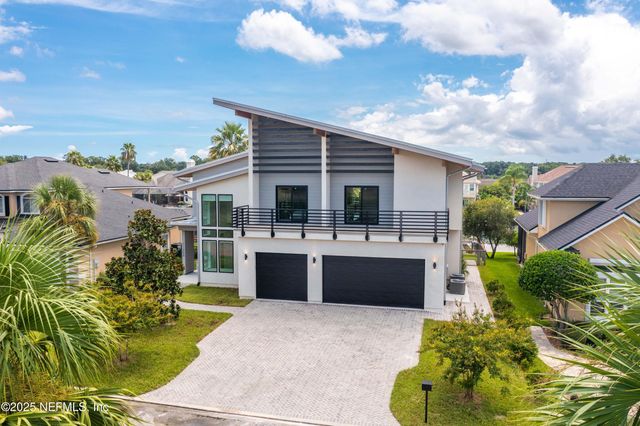 11050 HARBOR CAY Court, Jacksonville, FL 32225