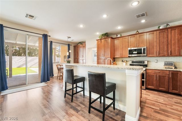 4916 Soaring Springs Avenue, Las Vegas, NV 89131