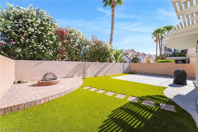 4916 Soaring Springs Avenue, Las Vegas, NV 89131
