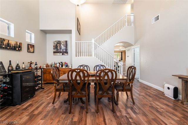 4916 Soaring Springs Avenue, Las Vegas, NV 89131