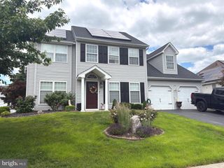 143 SUNSET DR, Mount Royal, NJ 08061