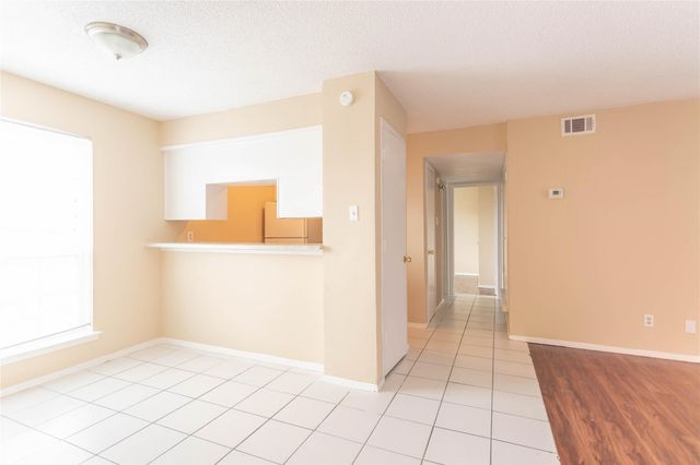 3100 5th Street 201, Sachse, TX 75048