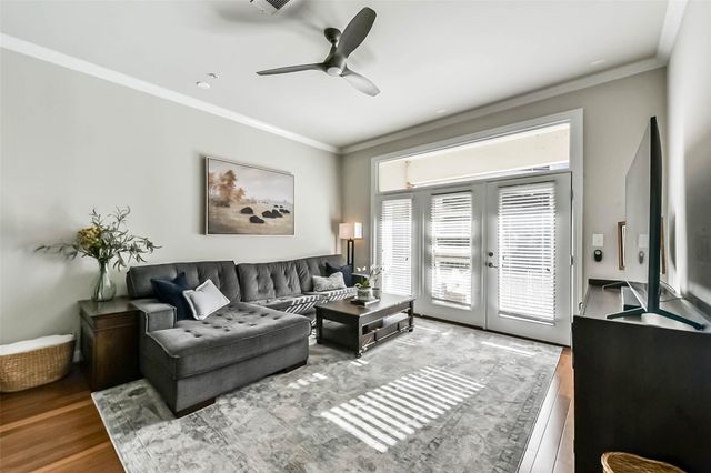 300 St Joseph Parkway 103, Houston, TX 77002