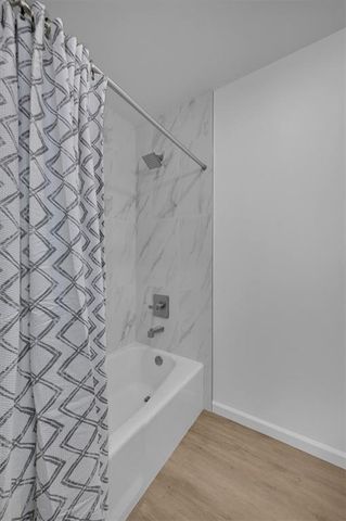 2511 S 14th Street, Leavenworth, KS 66048