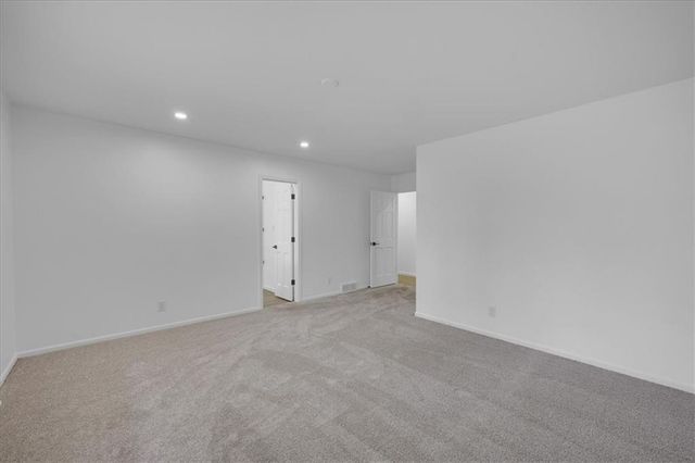 2511 S 14th Street, Leavenworth, KS 66048