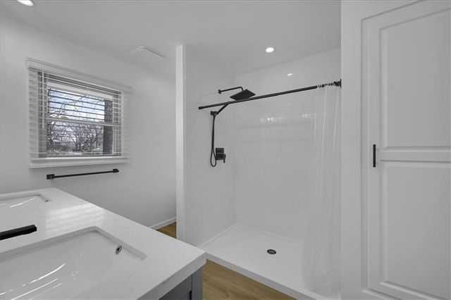 2511 S 14th Street, Leavenworth, KS 66048