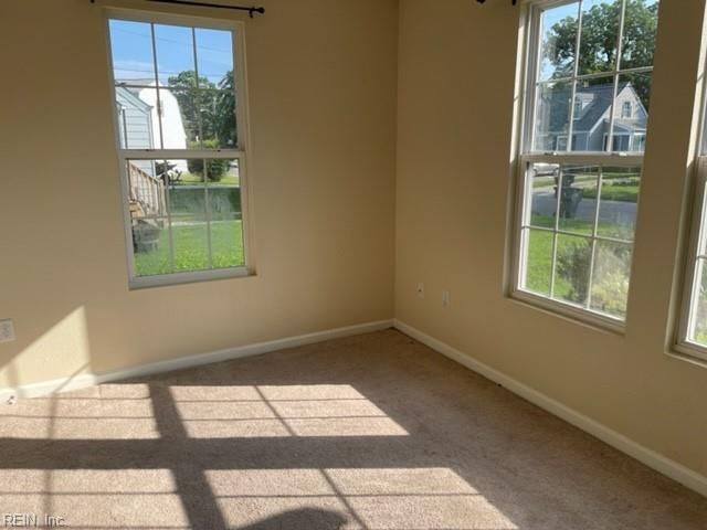 8031 Roxboro RD, Norfolk, VA 23505
