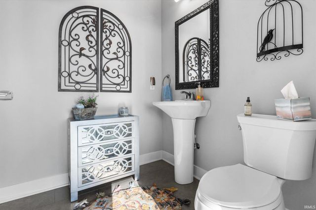 203 E Berry St Ste 905, Fort Wayne, IN 46802