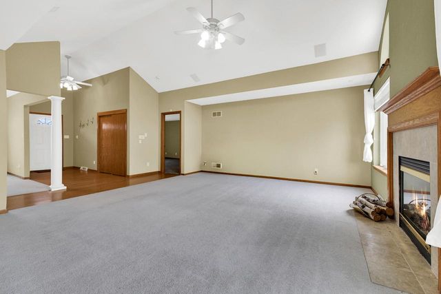 N67W13397 Roman COURT, Menomonee Falls, WI 53051