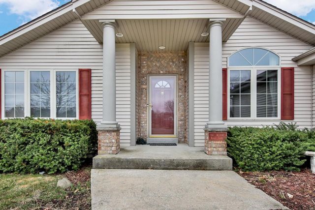 N67W13397 Roman COURT, Menomonee Falls, WI 53051