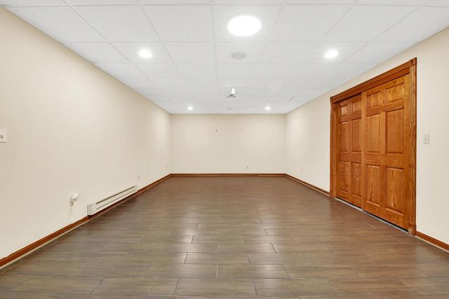 N67W13397 Roman COURT, Menomonee Falls, WI 53051