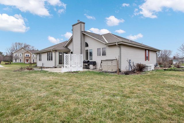 N67W13397 Roman COURT, Menomonee Falls, WI 53051