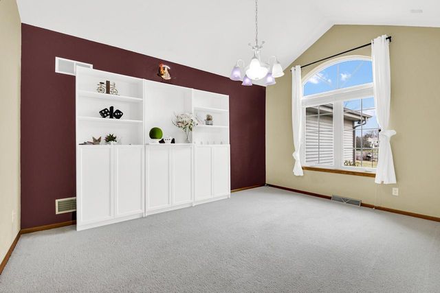 N67W13397 Roman COURT, Menomonee Falls, WI 53051