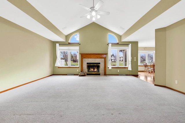 N67W13397 Roman COURT, Menomonee Falls, WI 53051