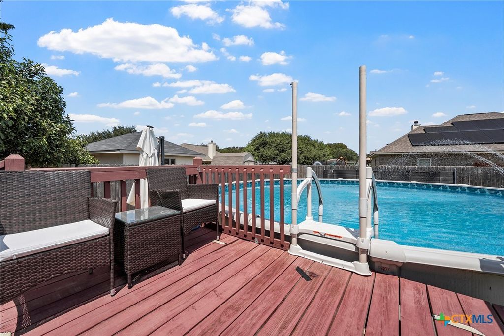 Image 3 of property listing at 112 Arbor Drive, Little River Academy, TX 76554