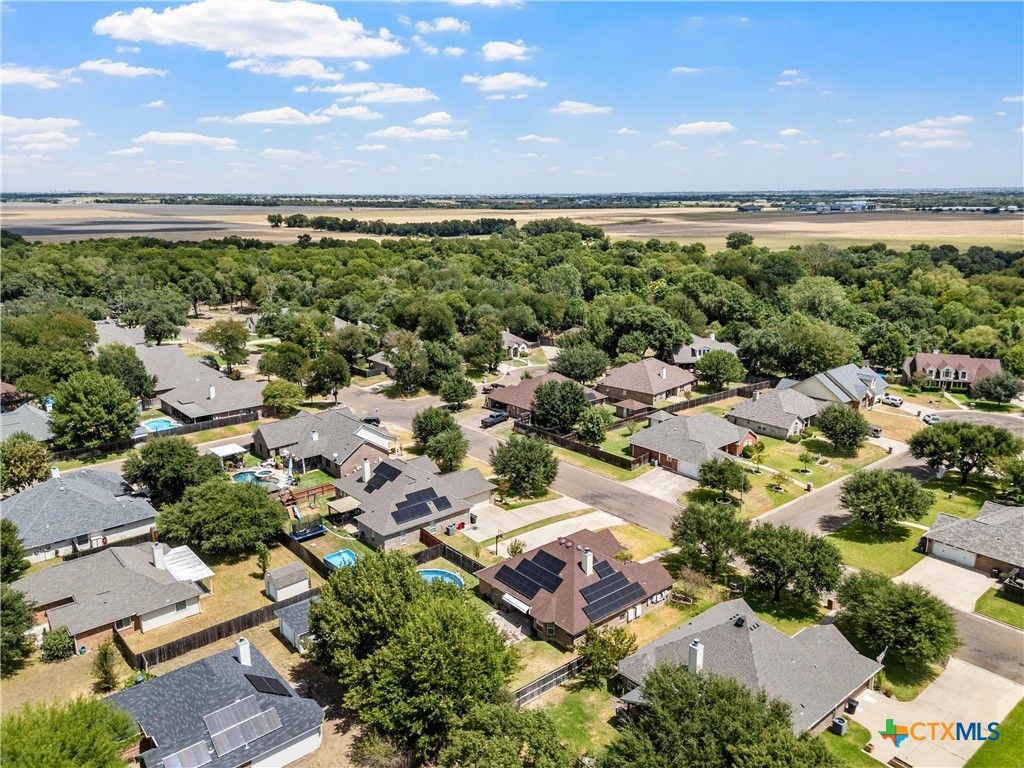 Image 37 of property listing at 112 Arbor Drive, Little River Academy, TX 76554